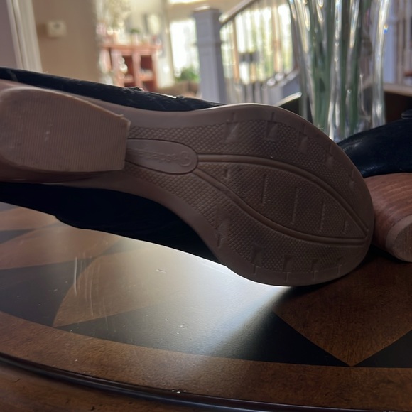 Bare traps Booties - Picture 5 of 6